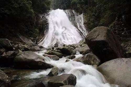 一汽-大众冰雪之旅 纯电与燃油产品都有出色的冰雪驾驶能力和安全保障